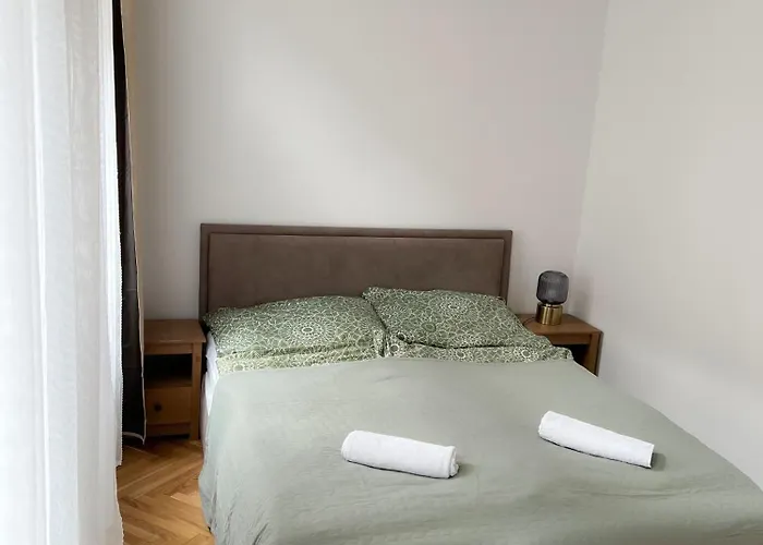 Large In Lägenhet Budapest